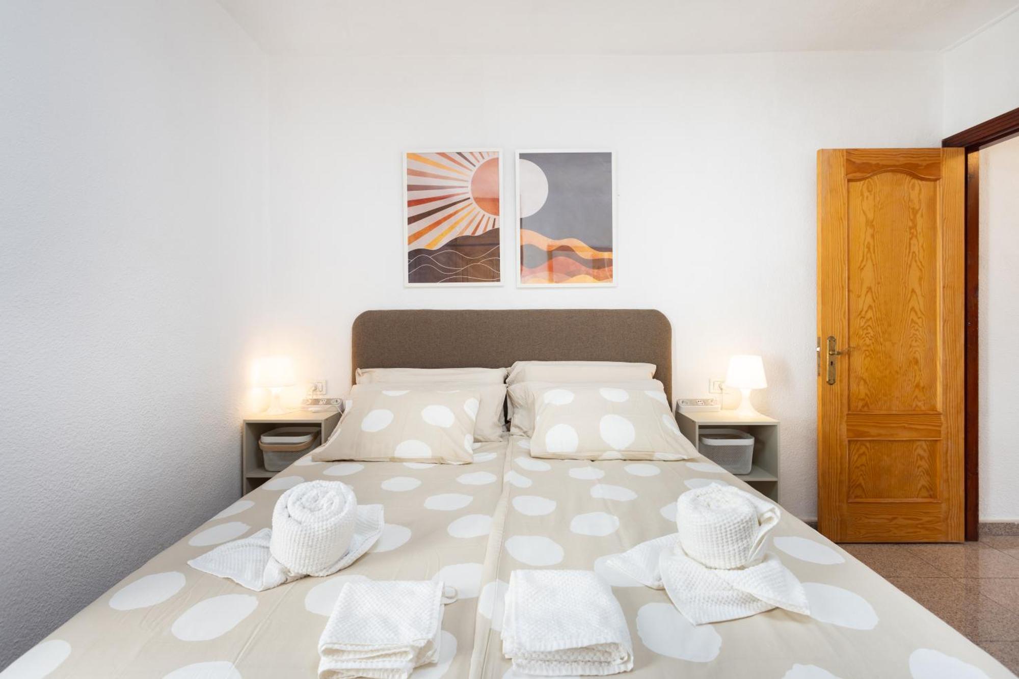 Home2book Vibrant Americas Apt, Pool Retreat Apartment